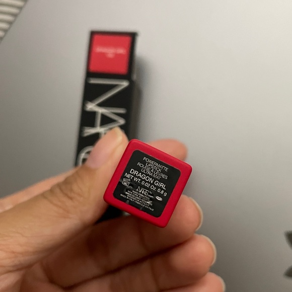 Nars Mini Lipstick in Dragon Girl Shade - Picture 5 of 14